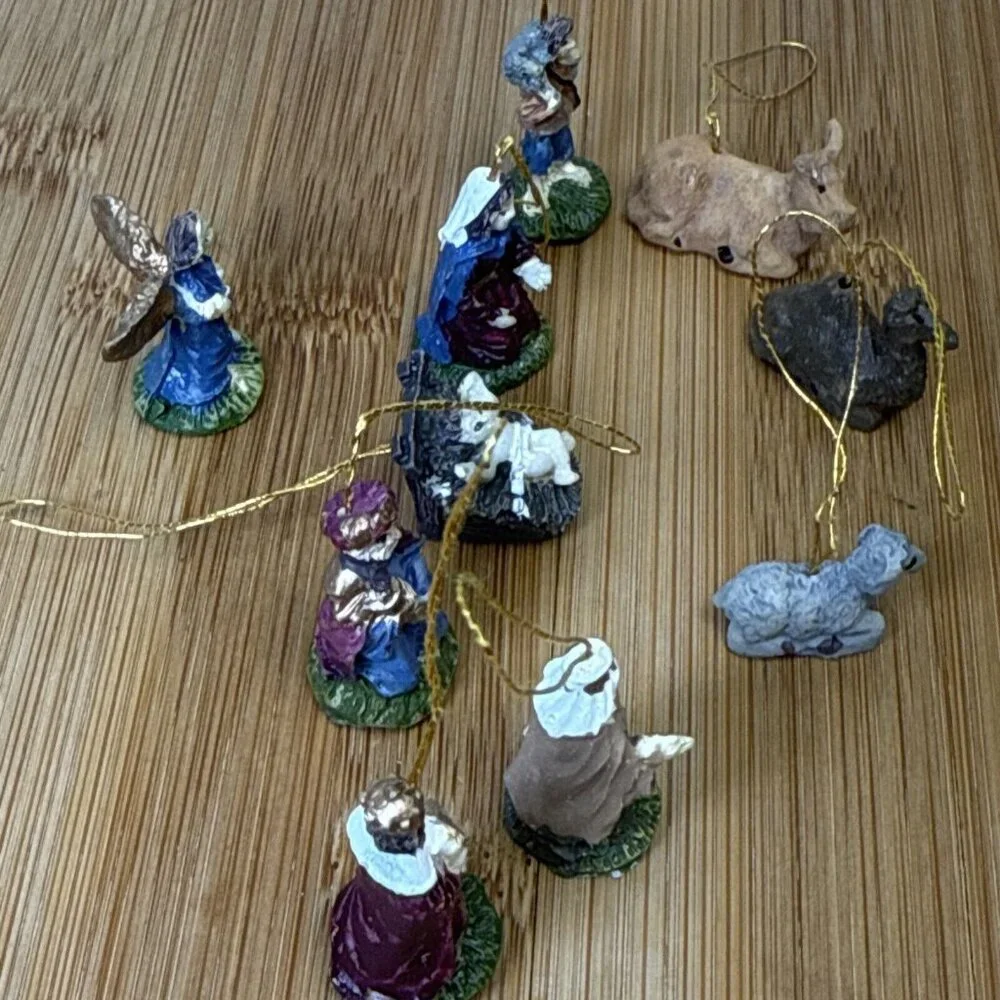 Dollhouse Miniature Christmas Holiday 10 Piece Hand Painted Nativity‎ ornaments